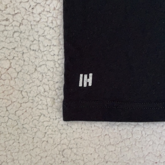 Two Graphic T-shirts Men’s Size Large - Picture 6 of 10